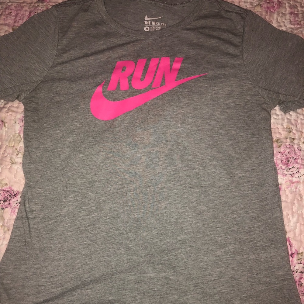 Nike Logo T-shirt